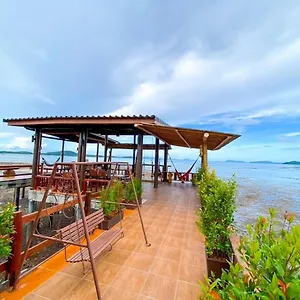  Homestay Baan Purada